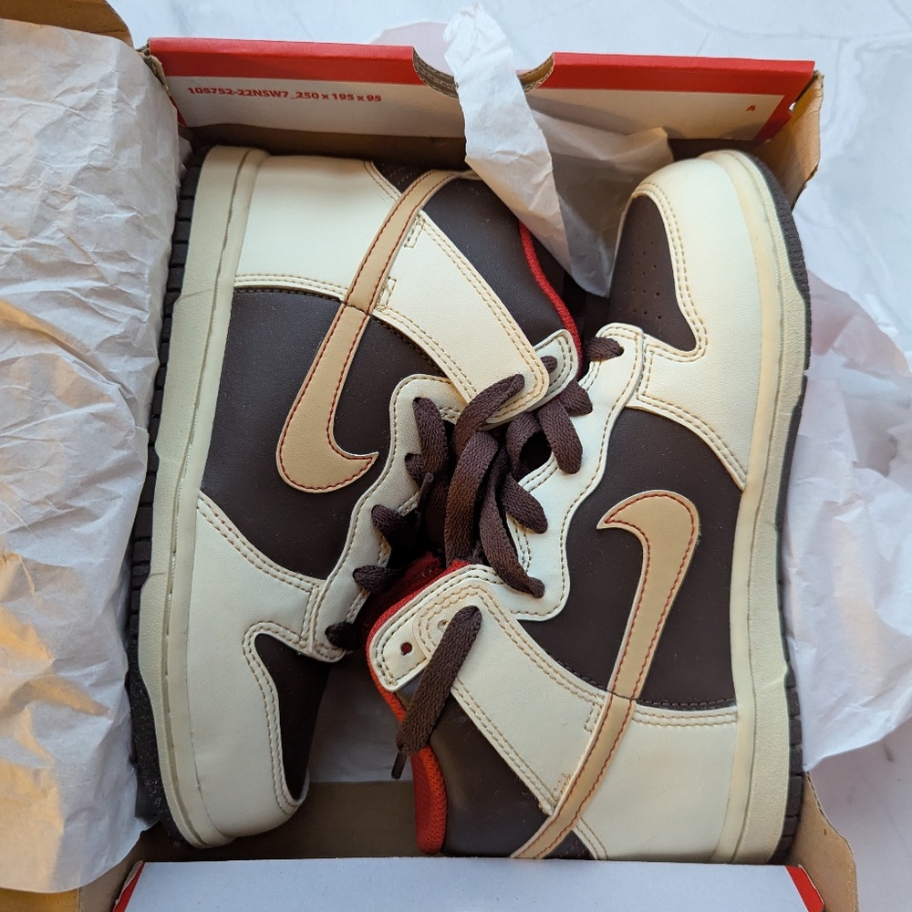 Nike Dunk High Baroque Brown (GS) Sneakers  (Brand New)